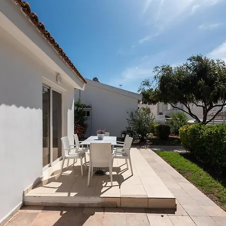 Fig Tree Z 4* Paralimni