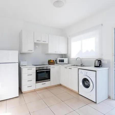 Fig Tree Z Paralimni