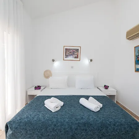 Fig Tree Z Guest house Paralimni