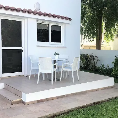 Guest house Fig Tree Z 4*