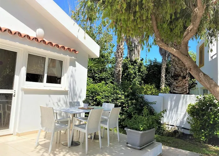 Fig Tree Z Paralimni