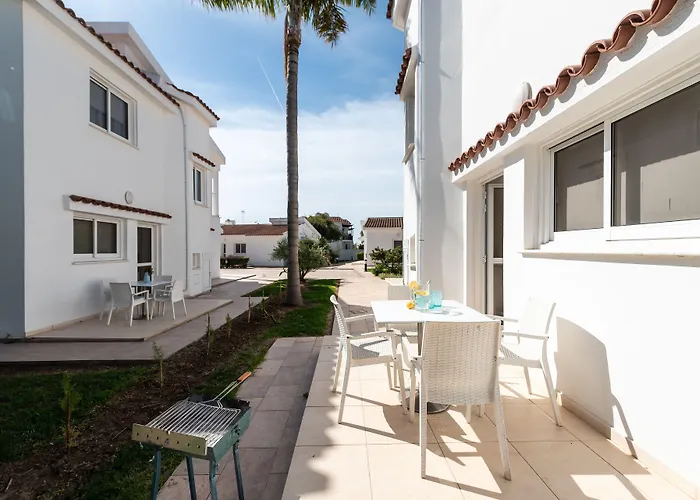 Fig Tree Z Paralimni