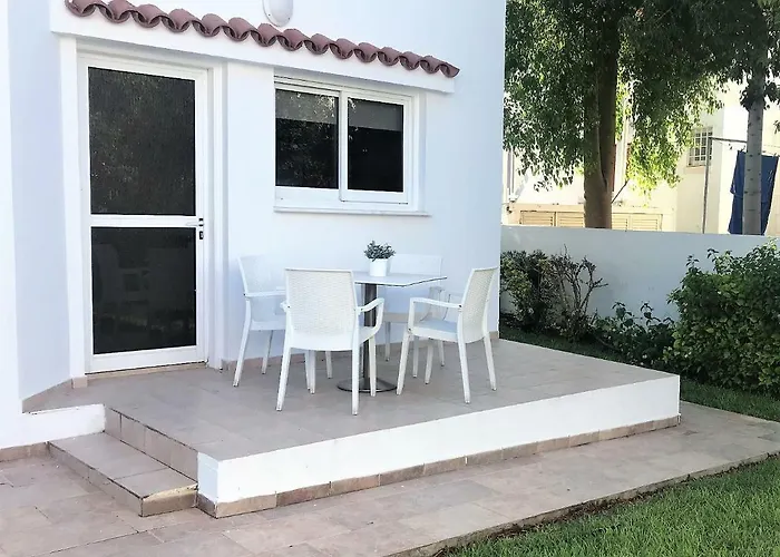 Pensionat Fig Tree Z 4*